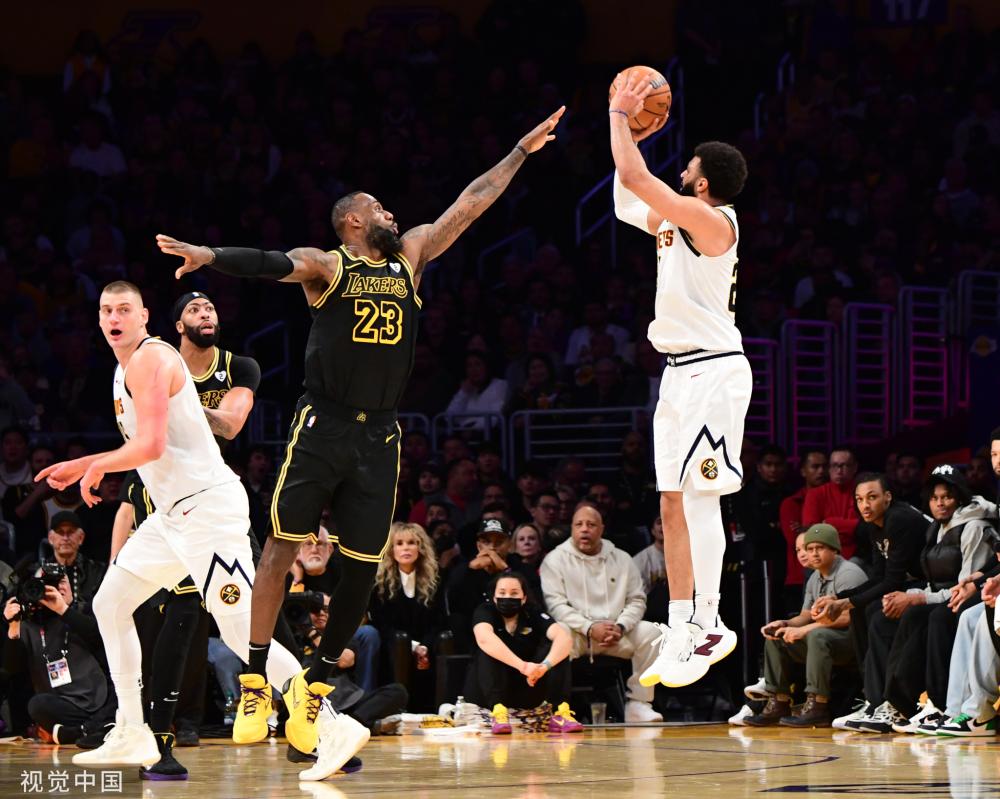 鍵比賽中的 鍵比賽中的